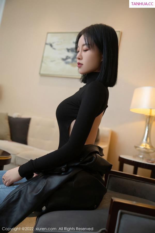 一颗甜蛋黄a  [XiuRen]高清写真图 2022.01.05 No.4423 一颗甜蛋黄a第10张图片